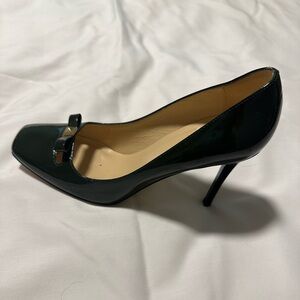 Kate Spade Patent Pumps with bow